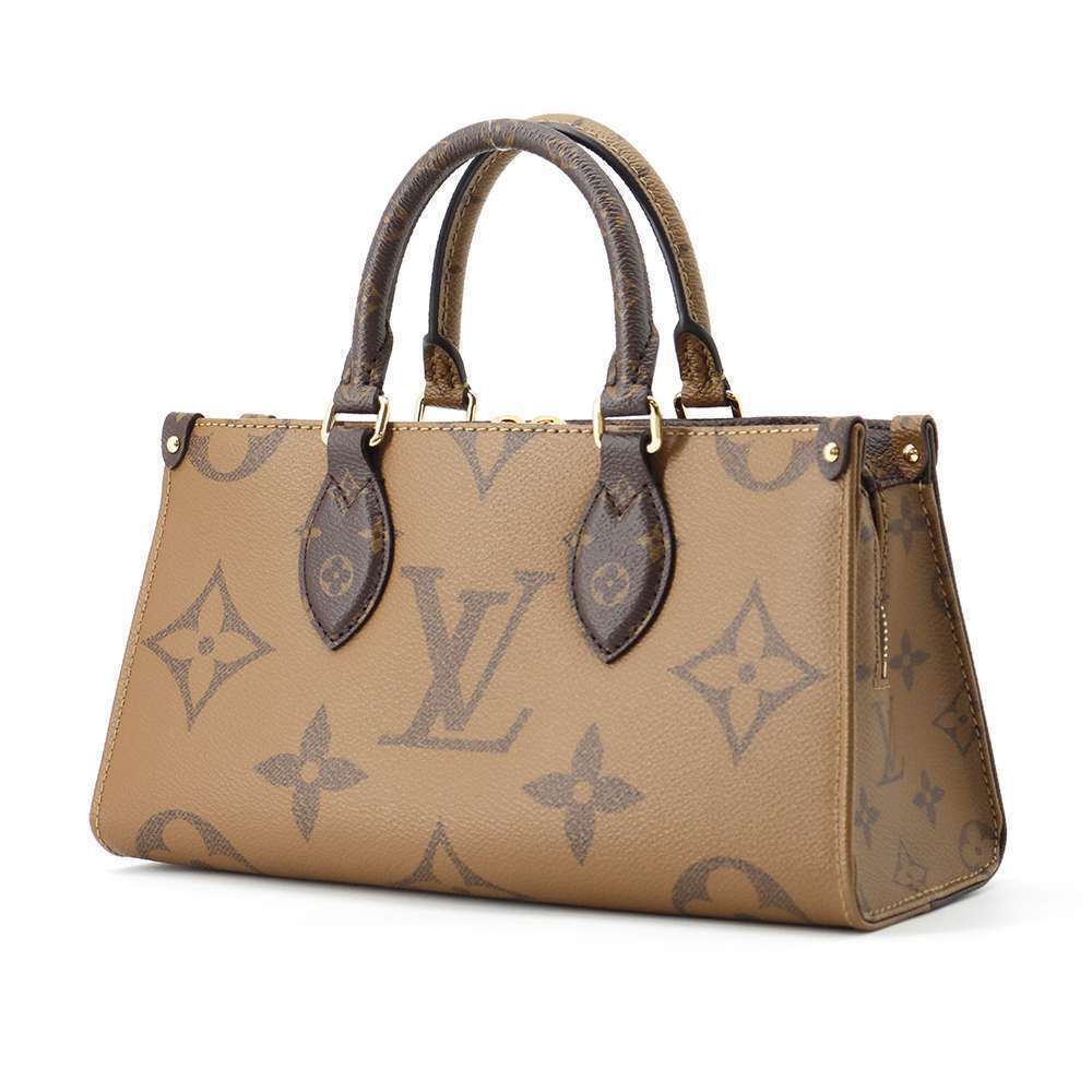Louis Vuitton EW Giant OnTheGo Monogram bag Reverse handbag